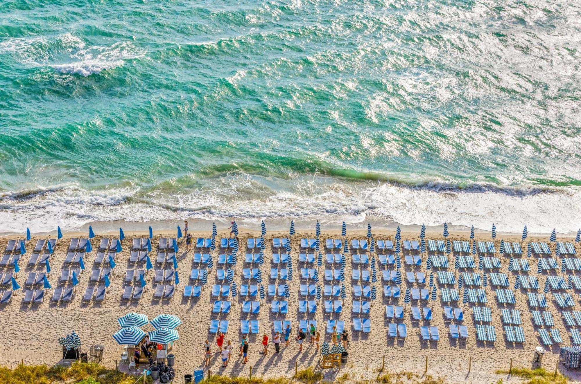 Wake Up To The Sound Of Waves In A Stylish Condo In A Luxury Resort Холивуд Екстериор снимка